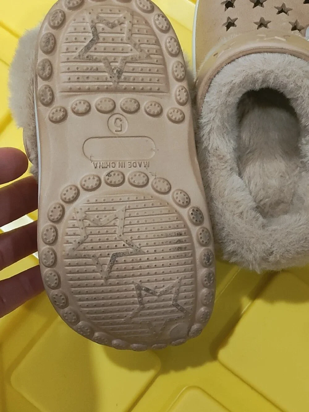 Source Unknown Kids Bear-Accent Fur-Lined Clogs - Tan